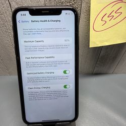 Apple iPhone 11 – 64GB (Unlocked) 