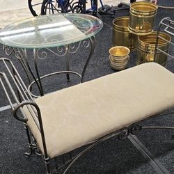 Foyer Bench (in perfect condition) 
