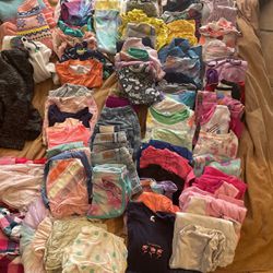 Girls Clothing 6T (81 Items)