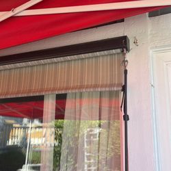 Retractable Sunshade