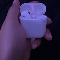 AirPods 2nd Generation - Left Bud Only