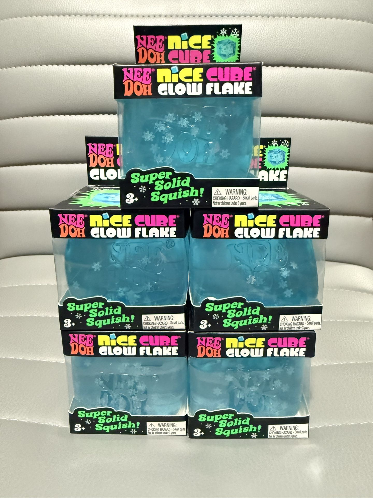 Needoh Nice Cube Glow Flake