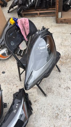 Cayenne headlight 2022 2024