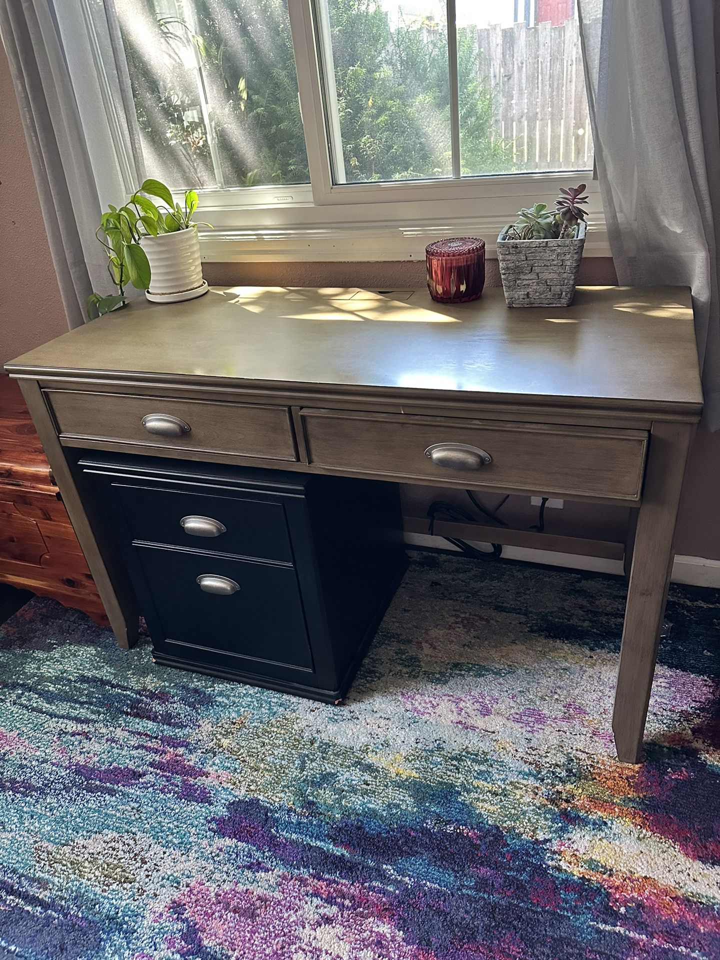 Wood Desk And Filing Cabinet 