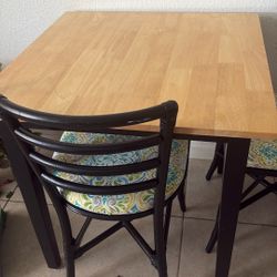 Little Table With 3 Chairs