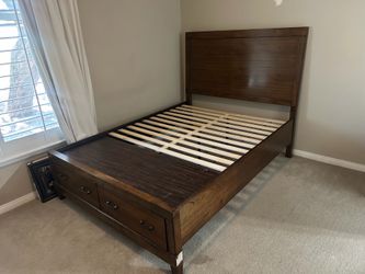 Bed frame Queen Size