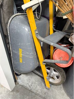 True Temper Wheel Barrow