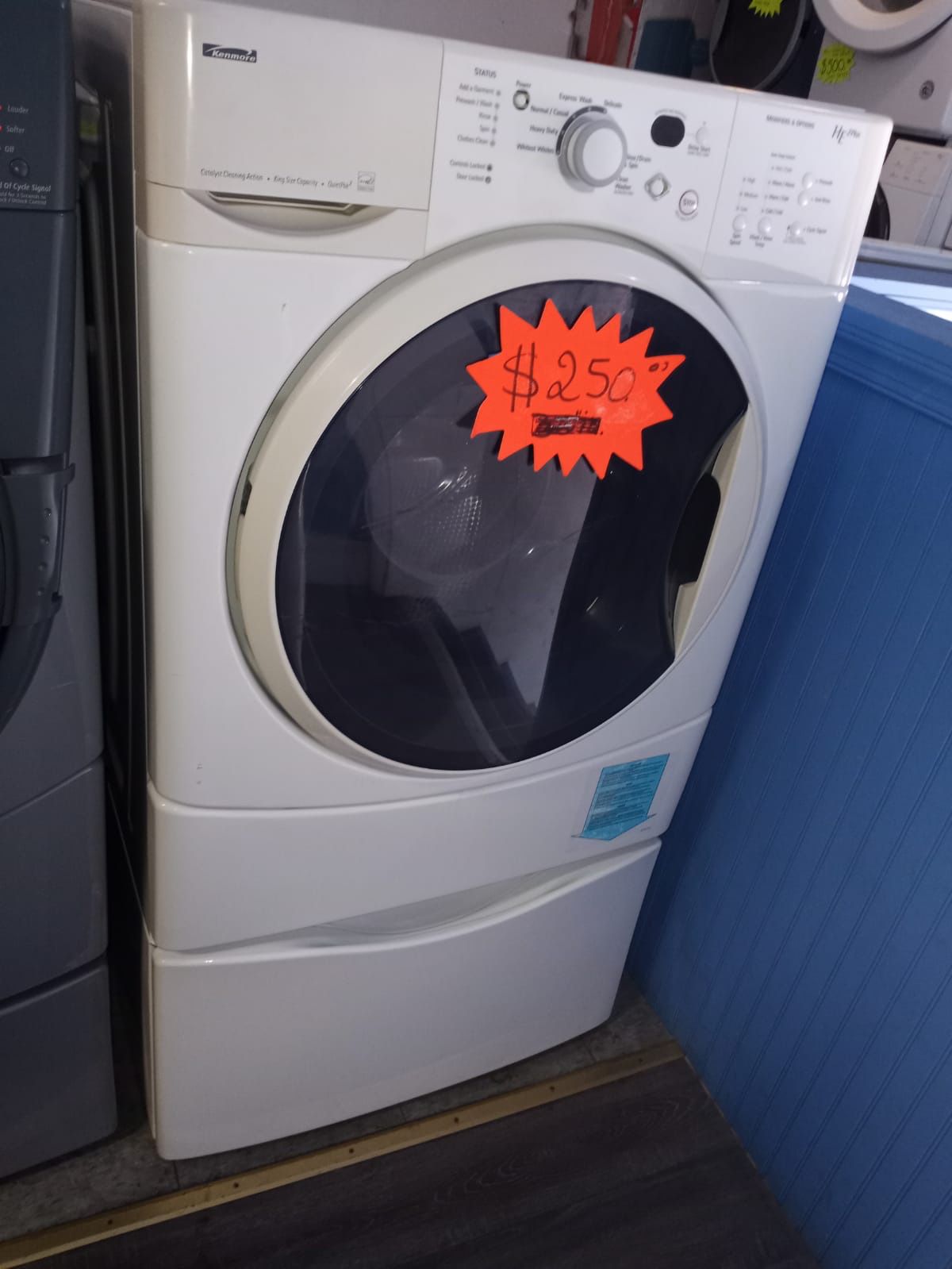 KENMORE FRONT LOAD WASHER WITH PEDESTAL IN EXCELLENT CONDITION