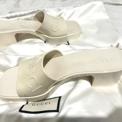 GUCCI RUBBER SLIDES 