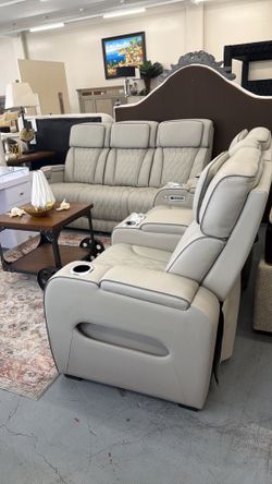Beautiful Leather Sofas only @ FURNITURE LOVE ❤️ Same Day Delivery 🚚