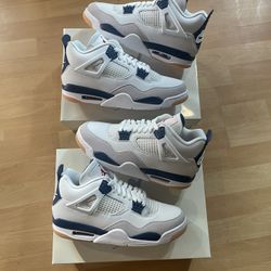 Jordan 4 SB Navy 