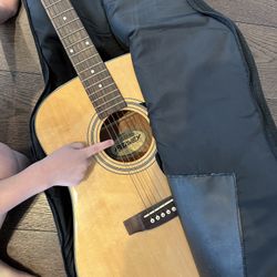 Peavey Acoustic Guitar 