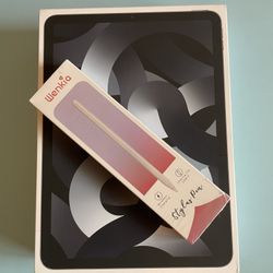 Apple iPad Air 5th Generation (M1 Chip) 256gb with Box, Pen And Keyboard 