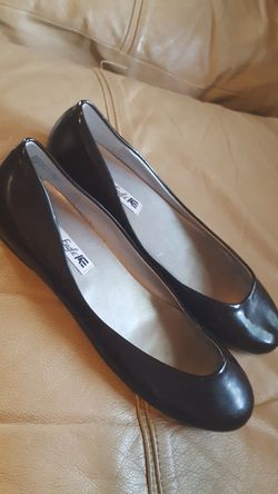 American Eagle Flats size 9