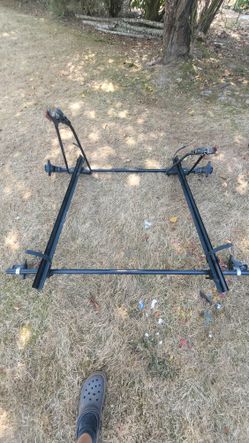 Yakima Bicycle Roof Mounted "Ankle Byters"