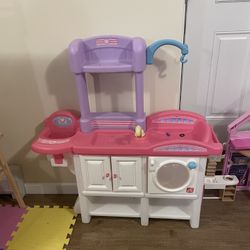 Step 2 Nursery/Changing Table 