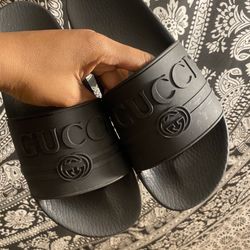 Gucci Slides🖤