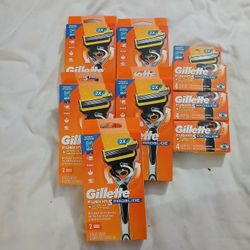 Gillette Fusion5 ProGlide Shield Razors Lot Of 5 & 12 Refill Cartridges