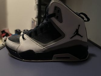Jordan’s Navy Blue, Grey, White