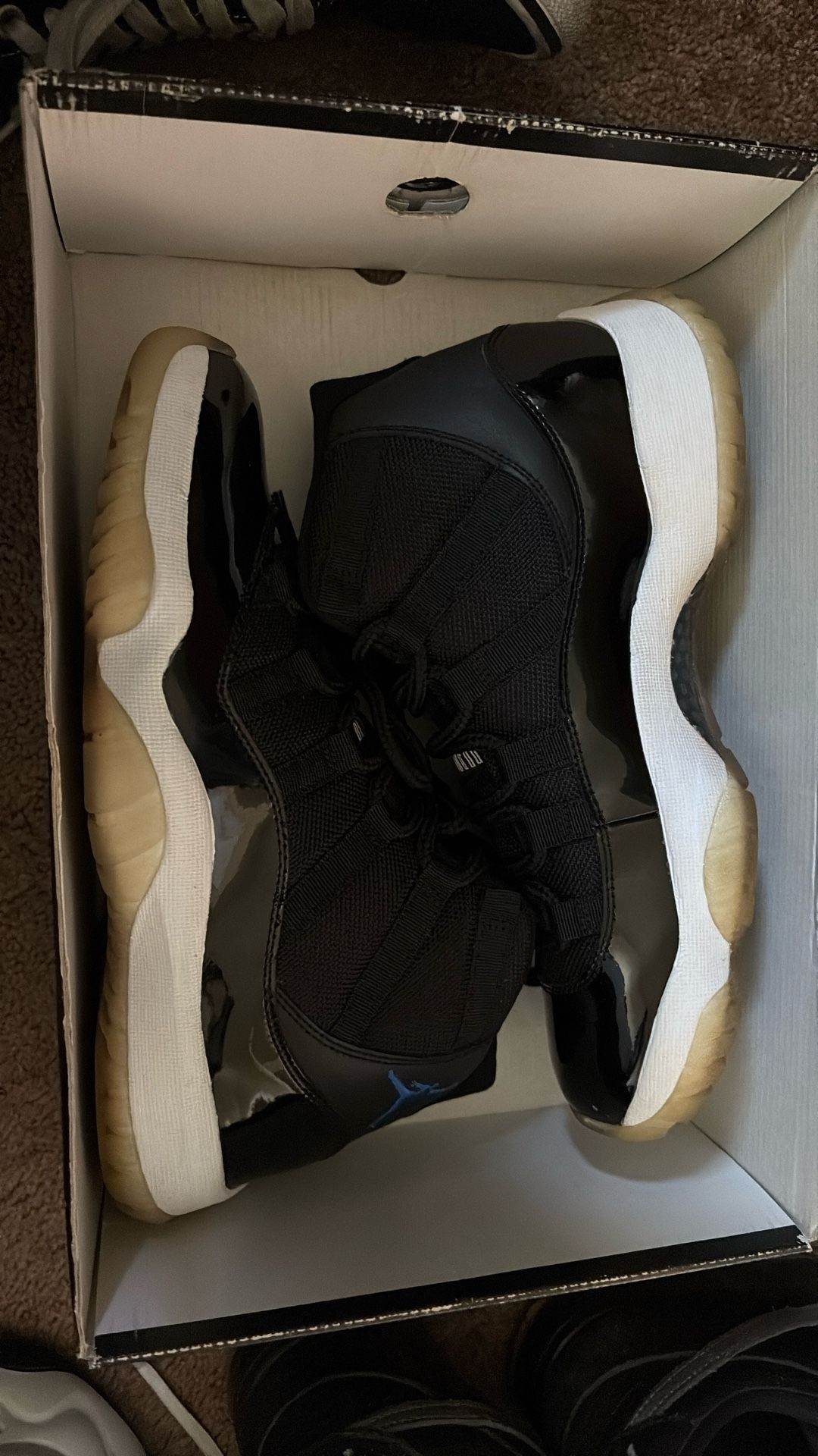 2009 Space jam jordan 11s