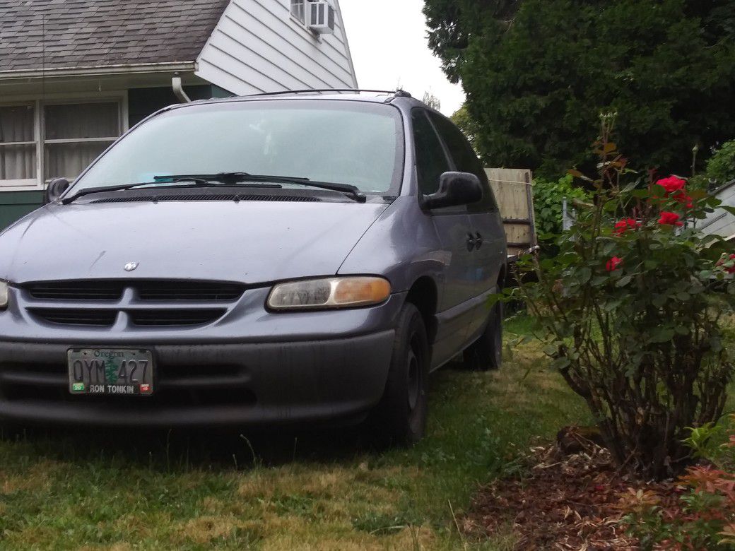 1999 dodge grand caravan. JUST FOUND TITLE!! 200 FIRM TODAY