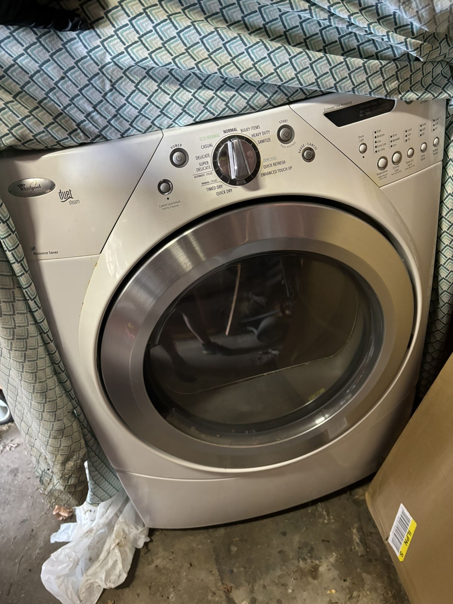 Whirlpool duet steam Dryer