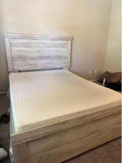 Queen bed