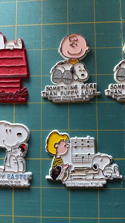 Snoopy magnets