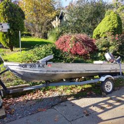 14 Ft Aluminum V-Hull Boat With 15 HP Mariner Outboard