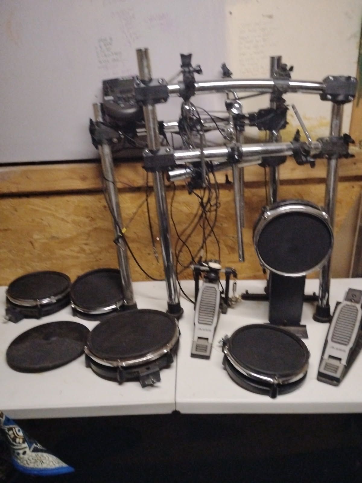 Alesis Drum Set