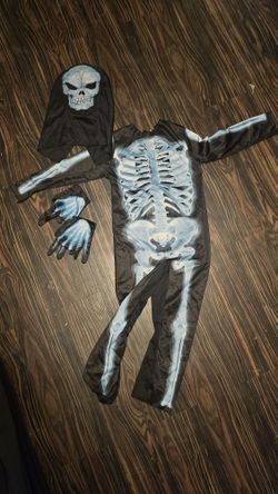 Skeleton Coustume