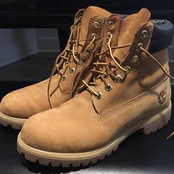 $90 Timberland Boots Size 7.5 In Men’s 9 In Women’s 