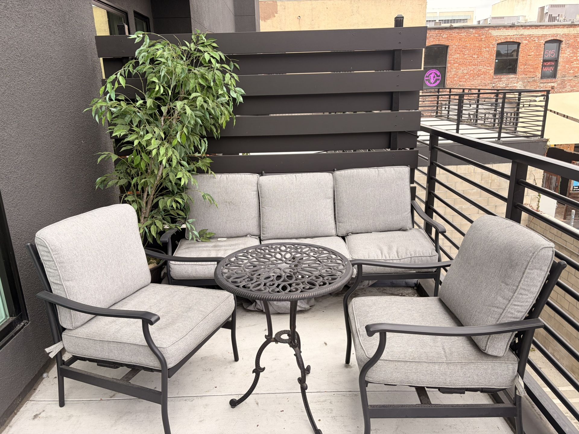 Patio / Backyard Furniture 
