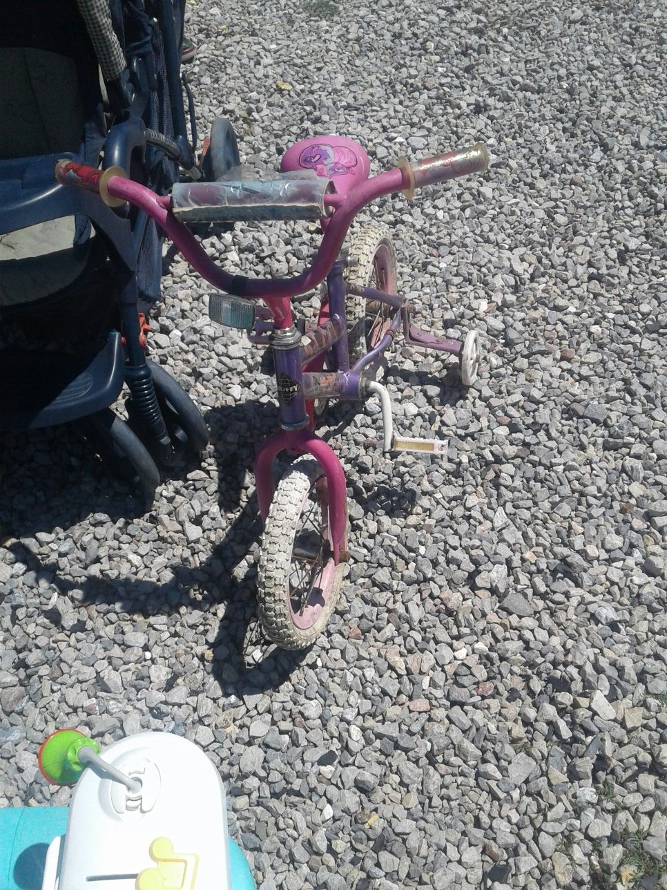 Girls bike