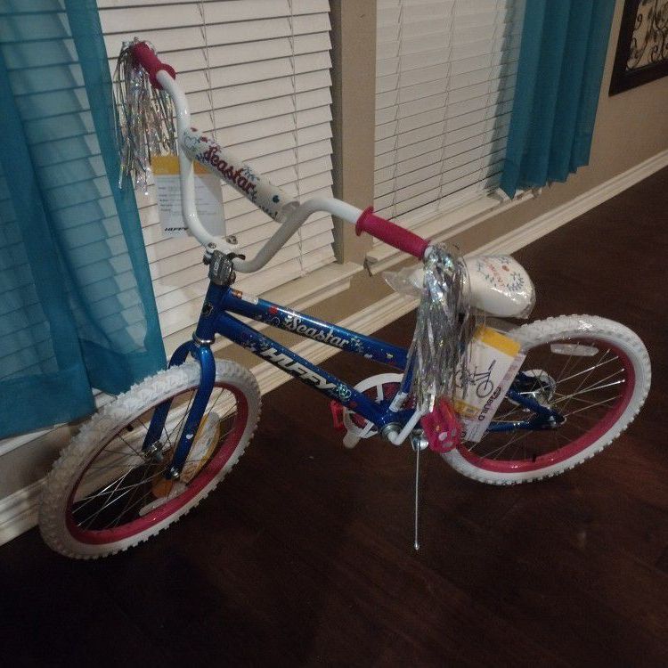 Brand New 20 in Girl Huffy Bike