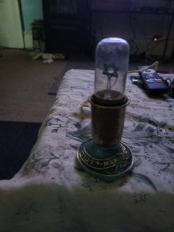 1940s memorial lamp with extra bulb