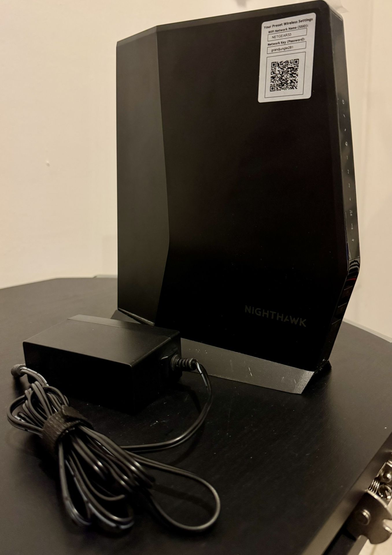 NETGEAR Nighthawk Wifi Cable Modem Router