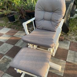 Airm Chair For Baby And Mama