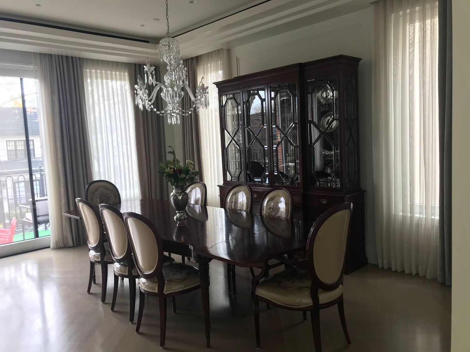 Italian dining room set by Francesco Molon, Set include Table, Breakfront and dining chairs 6 chairs + 2 armchairs
