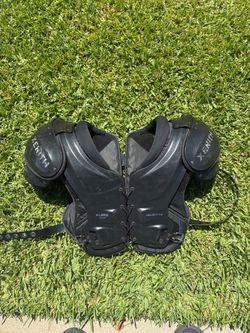 Xenith football shoulder pads