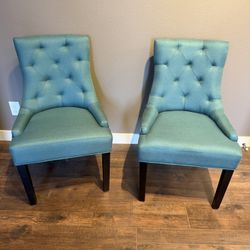 Accent Chairs
