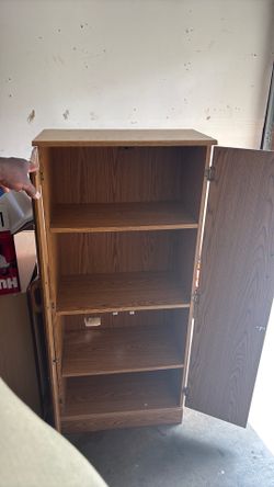 Shelf cupboard