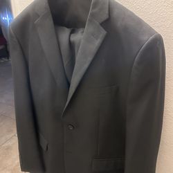 Men’s Suit / Traje De Hombre 