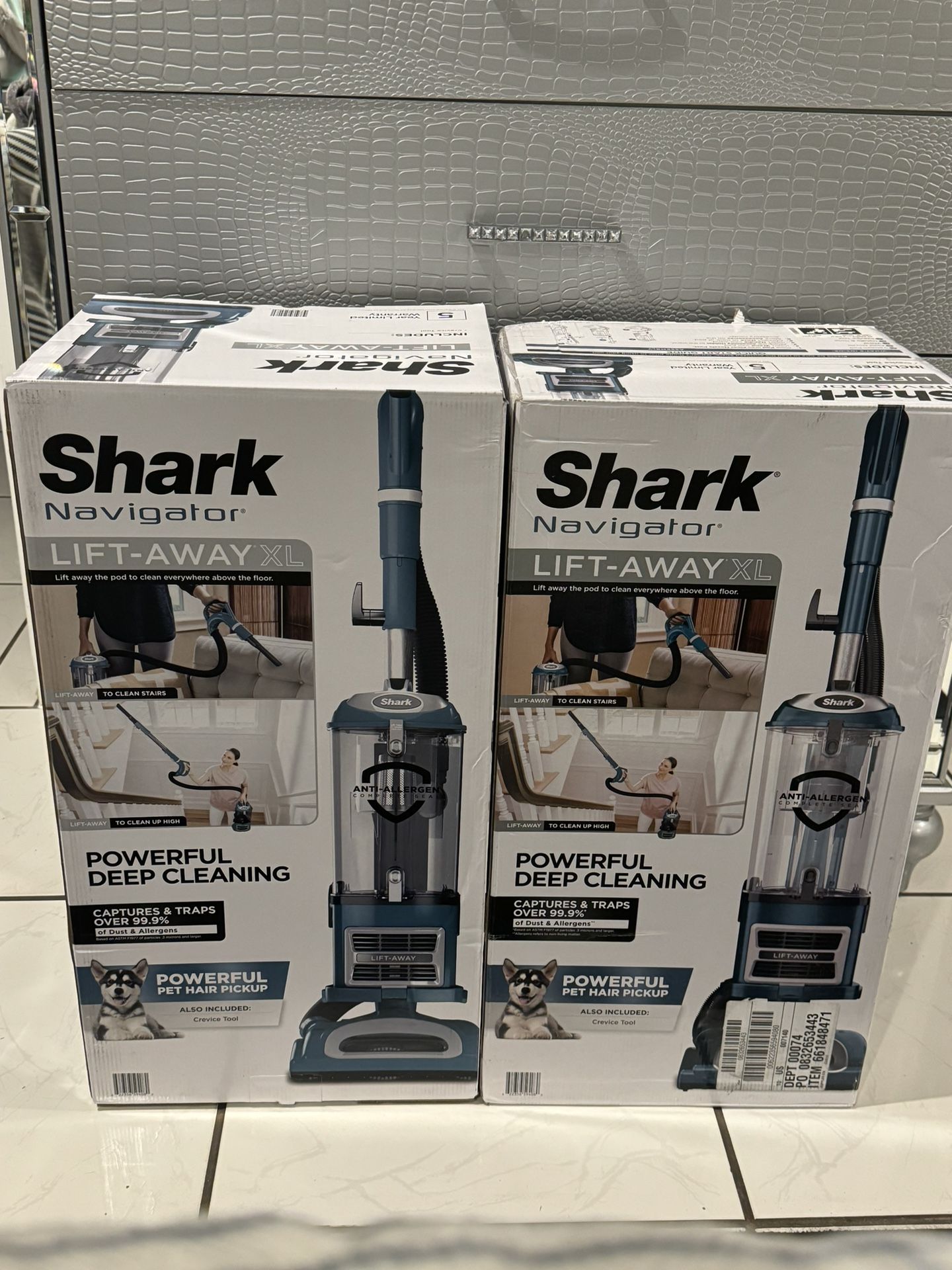 Shark Navigator Lift - Away XL