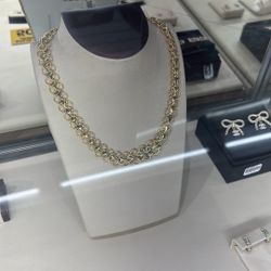 18kt Necklace 