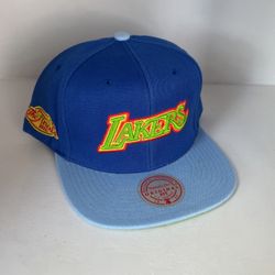 Los Angeles Lakers Snapback Hat 🧢