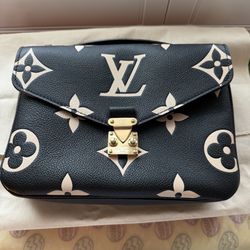 Louis Vuitton Bag Pochette Metis Leather Neonoe Monogram