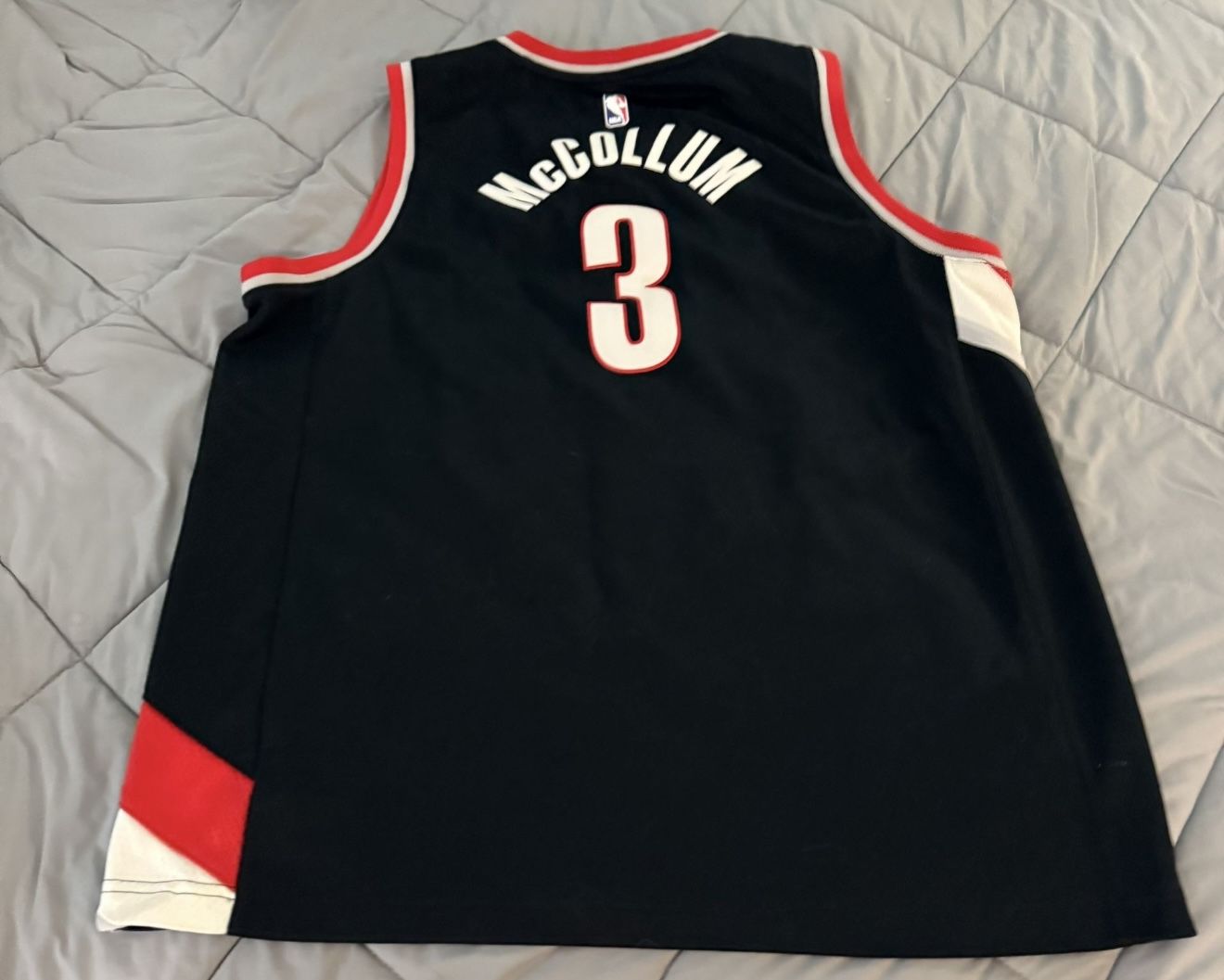 Boys Blazers Jersey Size 18-20 Xl