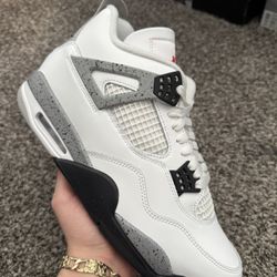 Retro 4 White Cement 