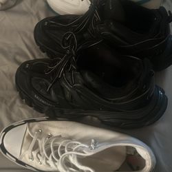 Shoe Hall Balenciagas 